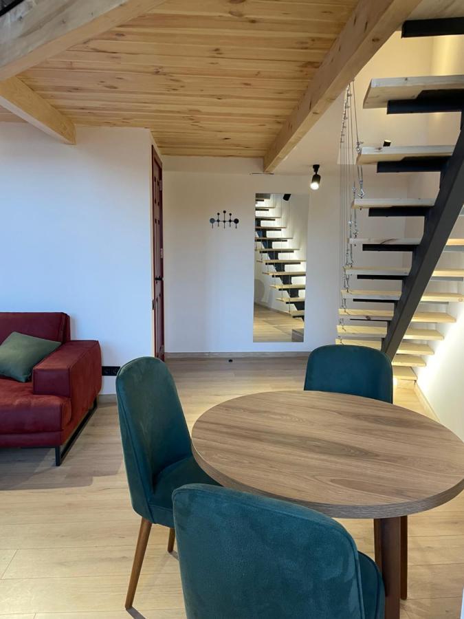 Midamo Orbeliani Apartment Tbilisi Bagian luar foto